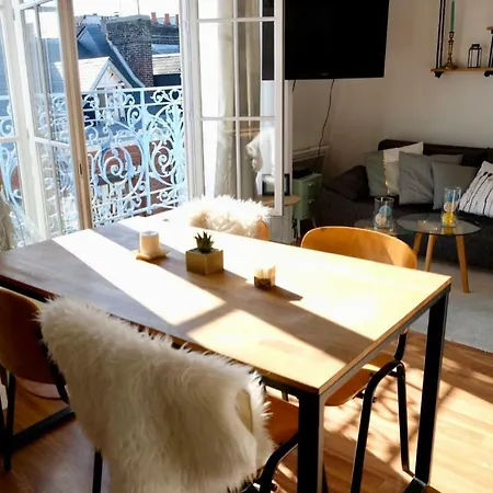 Vue Exceptionnelle En Plein Coeur De Rouen!! *