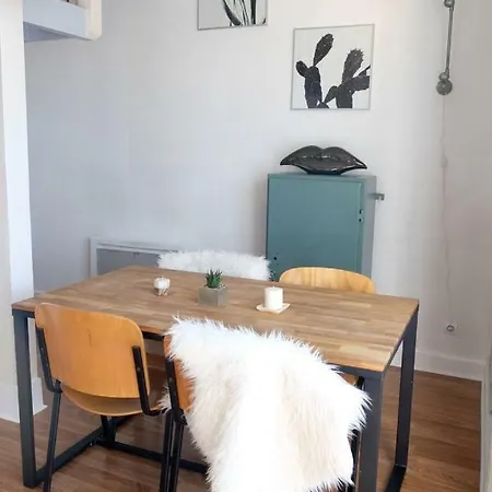 Vue Exceptionnelle En Plein Coeur De Rouen!! *